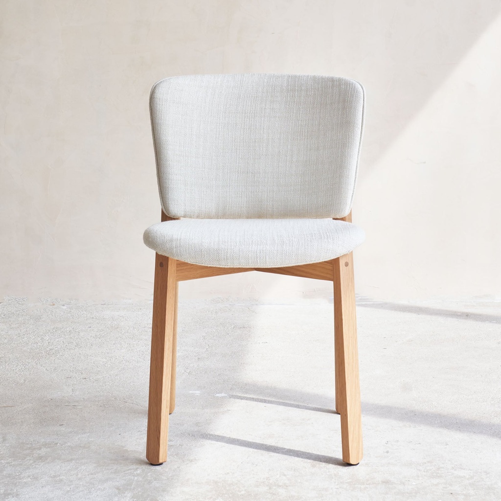 Pinta Dining Chair Oak- Bespoke Fabric