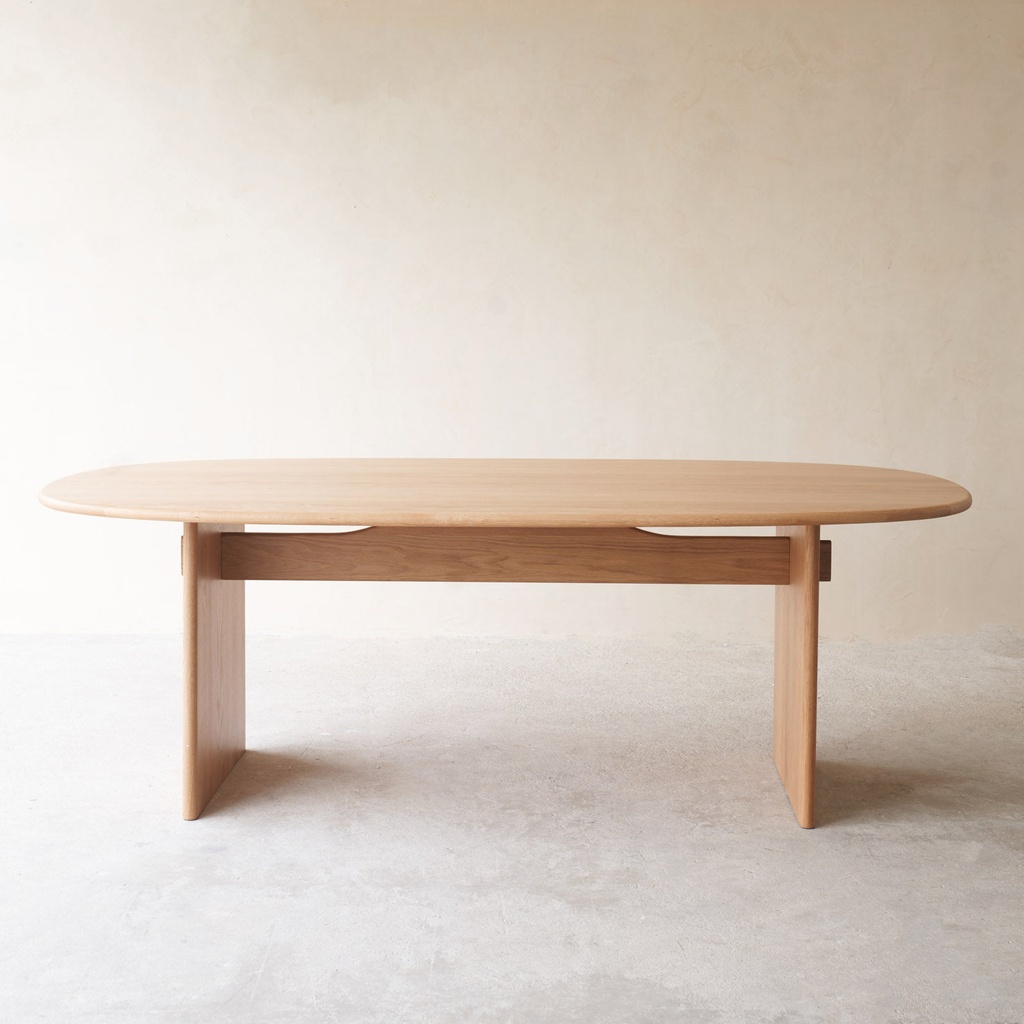 Kelly Dining Table Oak